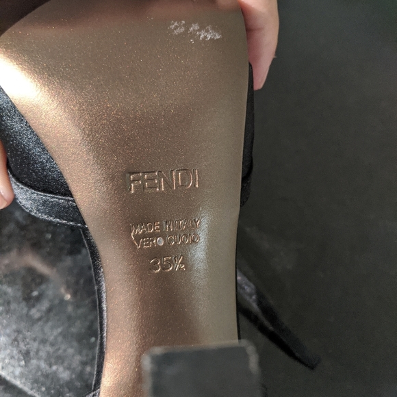 Fendi Black Heels size 35.5 (US Size 5.5) - Picture 4 of 10